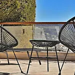 Villa Palm & Sun