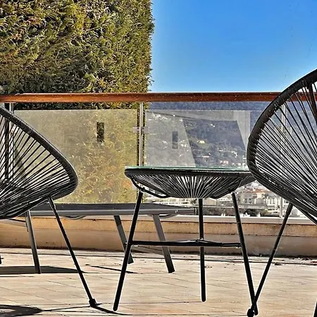 Villa Palm & Sun